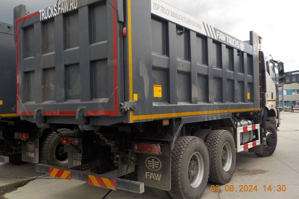 Самосвал FAW 6х6 с пробегом