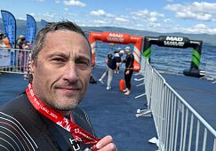 В эти выходные мы всей компанией болели за нашего сотрудника Иван Узких и это была настоящая борьба за силу, выносливость и дух! 