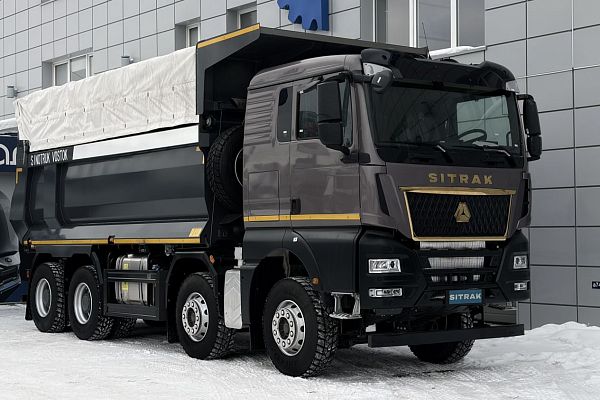 Самосвал SITRAK C9Н