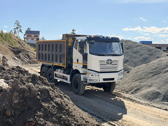 Самосвал J6P 6х6 односкат