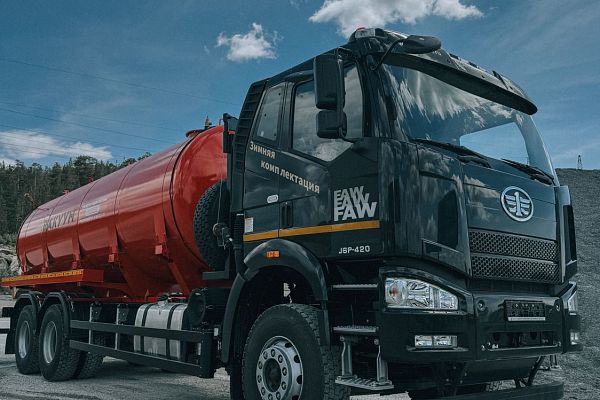 Автоцистерна вакуумная FAW 6х6