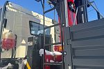 Бортовой грузовик FAW CA 3250 с крано – манипуляторной установкой Sunhunk S-2106.