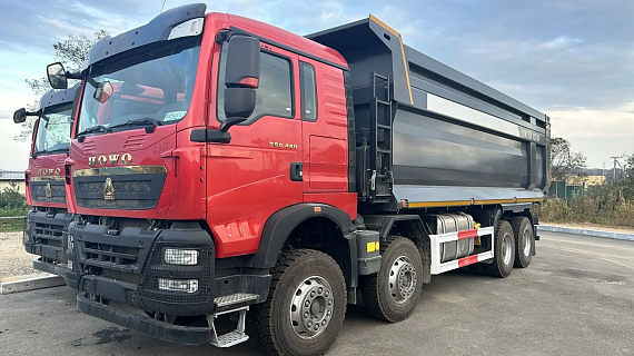 Самосвал HOWO TX 8x4